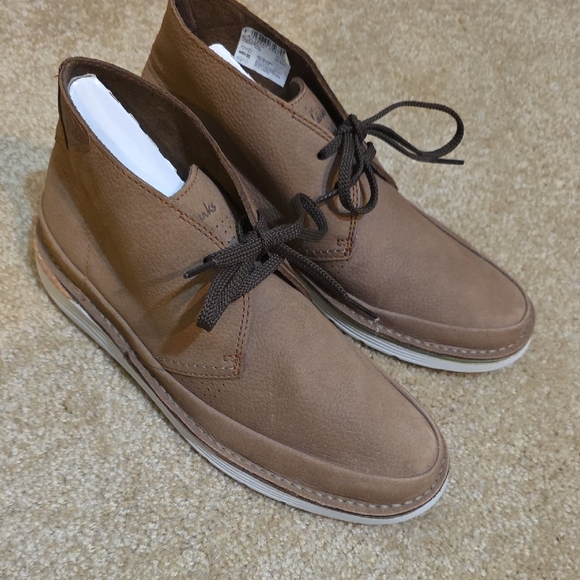 Clarks Other - Clarks Men's Tan Chukka Boots‎